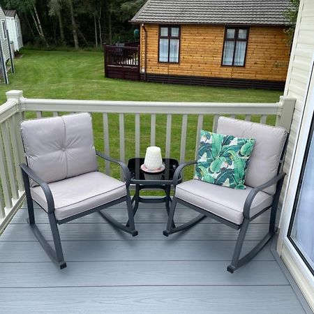 Lazy Bear Lodge Northumberland Swarland Экстерьер фото