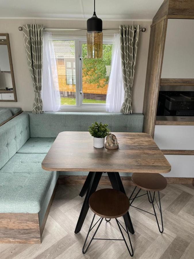 Lazy Bear Lodge Northumberland Swarland Экстерьер фото
